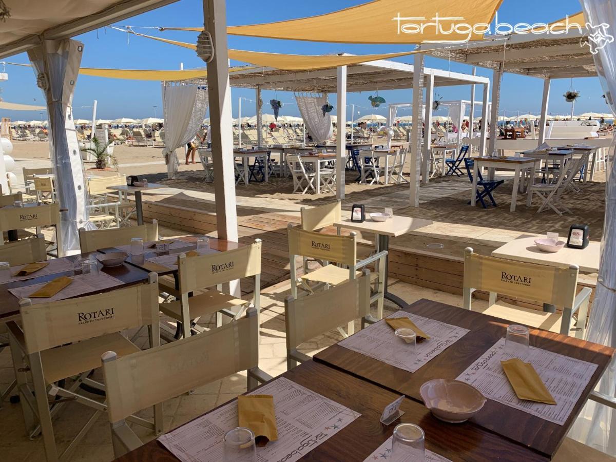 Hotel Audi Frontemare Rimini Eksteriør billede