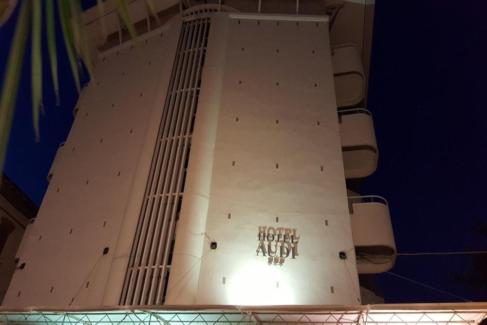 Hotel Audi Frontemare Rimini Eksteriør billede