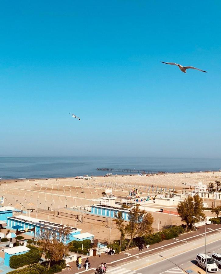Hotel Audi Frontemare Rimini Eksteriør billede