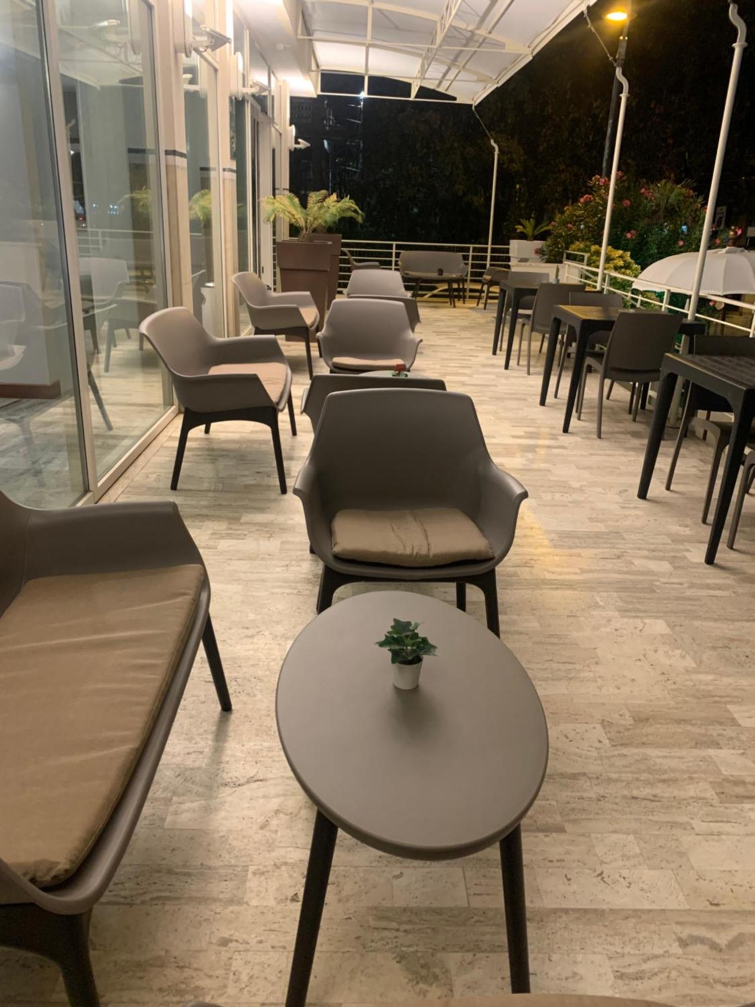 Hotel Audi Frontemare Rimini Eksteriør billede