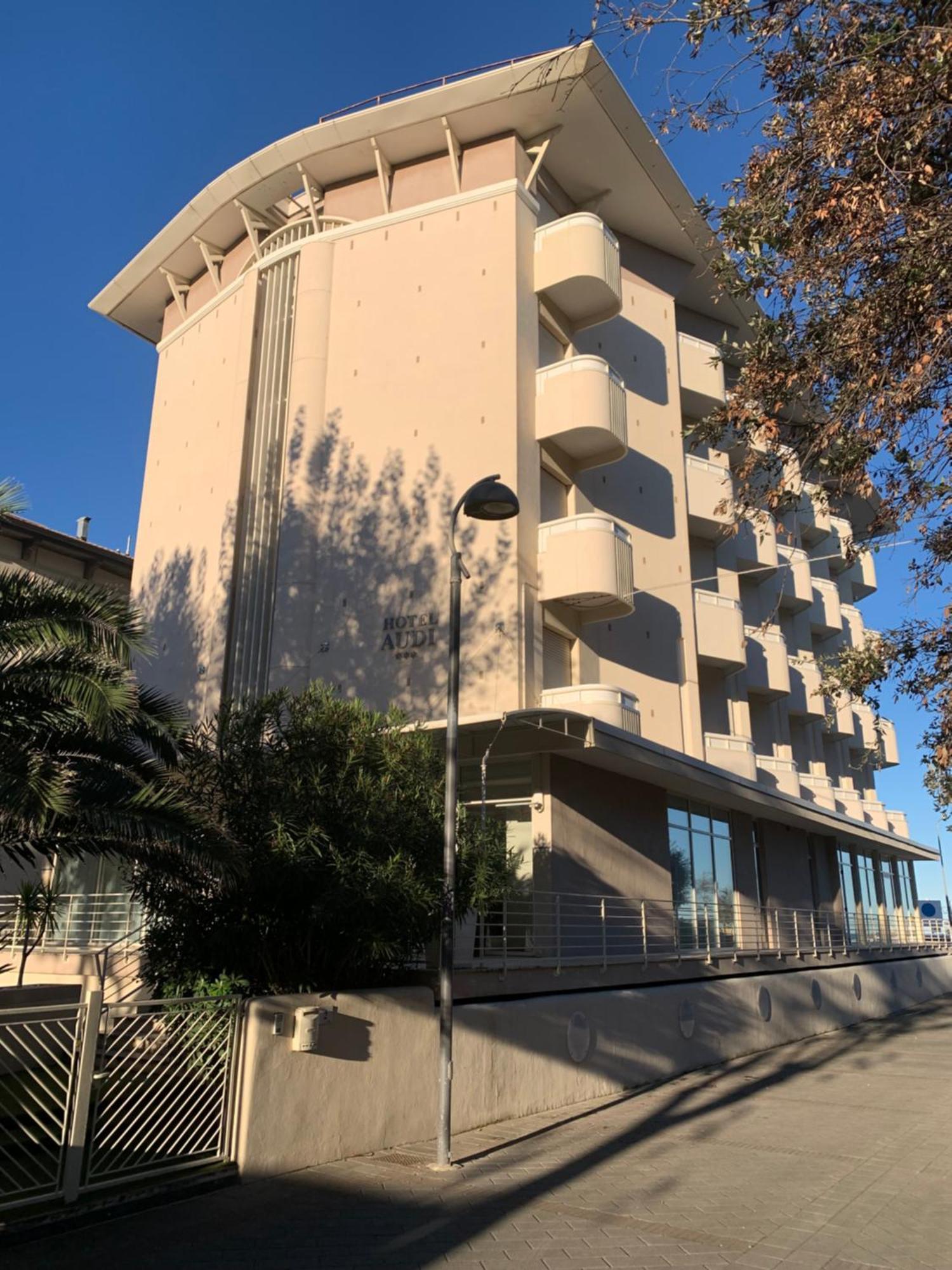 Hotel Audi Frontemare Rimini Eksteriør billede